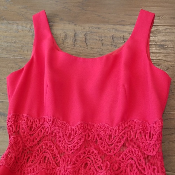 Dress - Picture 2 of 5